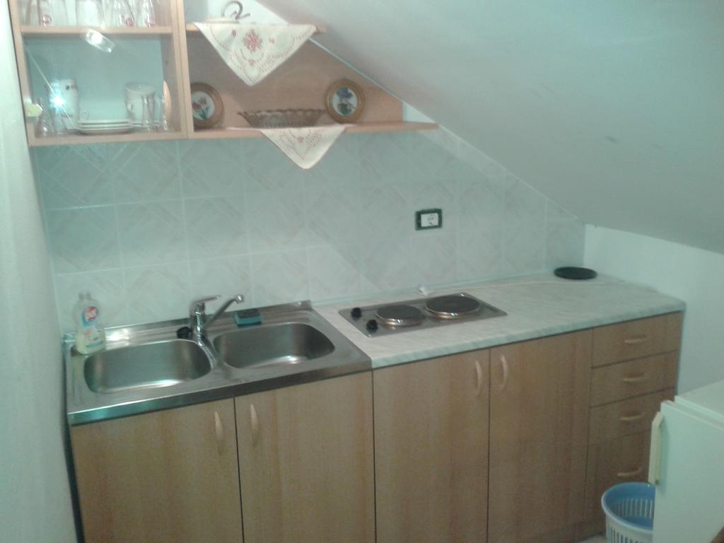 Lovinac  Apartments Topic מראה חיצוני תמונה